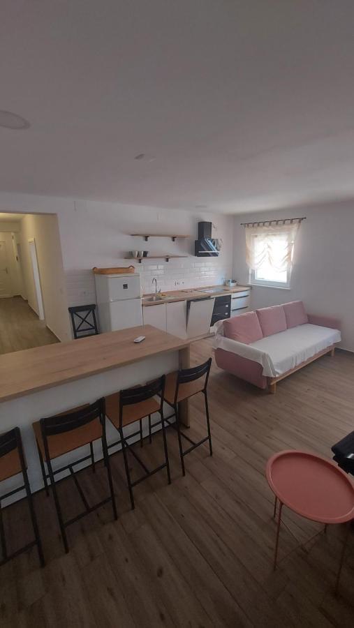Apartmani Mlinar - Two Bedroom Apartment With Seaview Grebaštica Extérieur photo