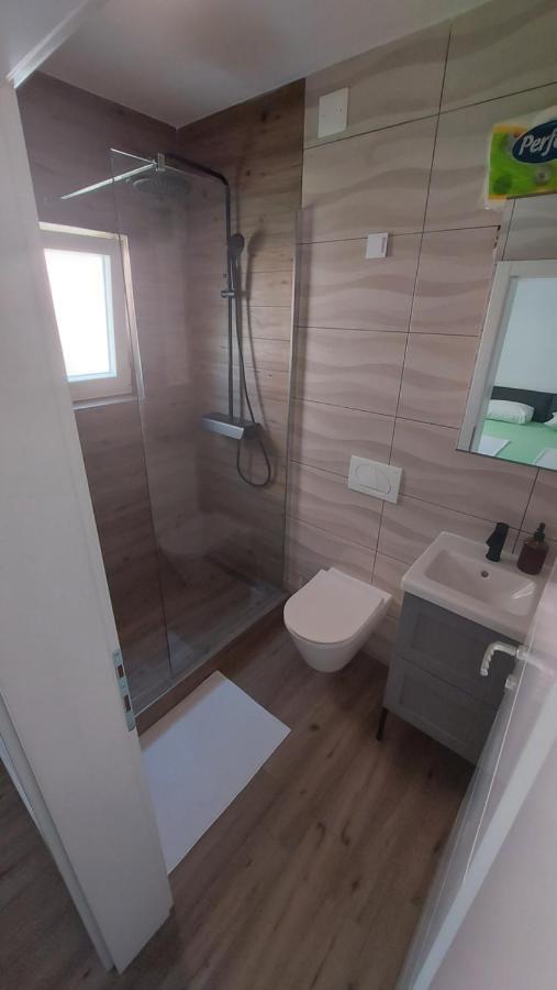 Apartmani Mlinar - Two Bedroom Apartment With Seaview Grebaštica Extérieur photo
