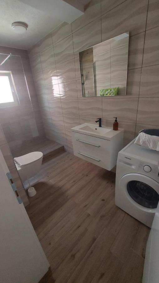 Apartmani Mlinar - Two Bedroom Apartment With Seaview Grebaštica Extérieur photo