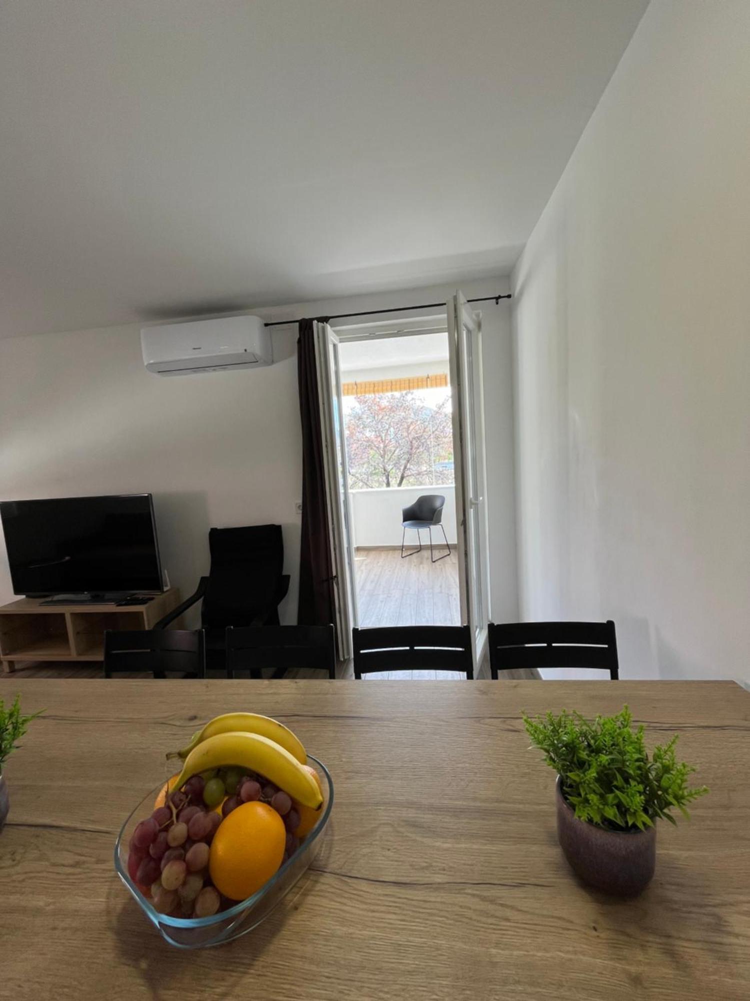 Apartmani Mlinar - Two Bedroom Apartment With Seaview Grebaštica Extérieur photo
