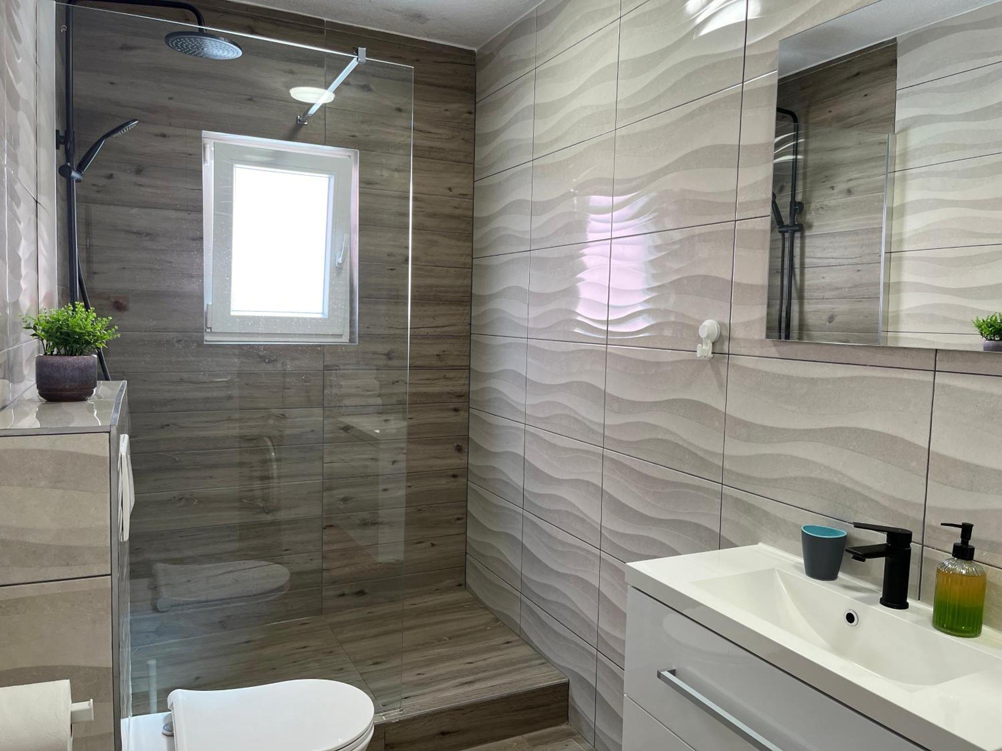 Apartmani Mlinar - Two Bedroom Apartment With Seaview Grebaštica Extérieur photo