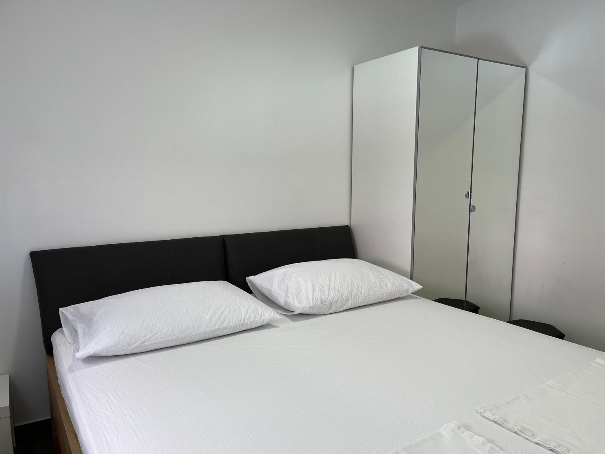Apartmani Mlinar - Two Bedroom Apartment With Seaview Grebaštica Extérieur photo