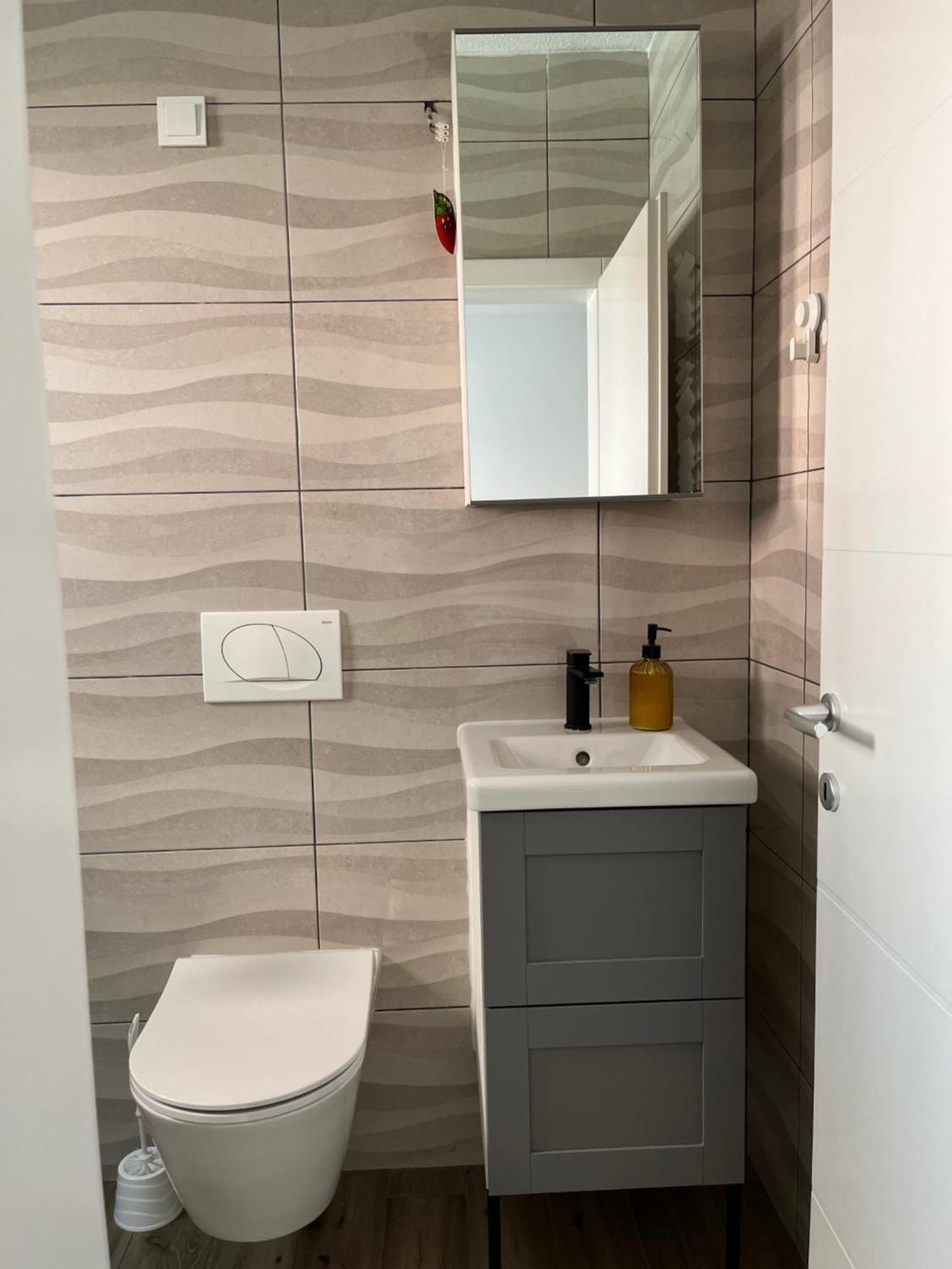 Apartmani Mlinar - Two Bedroom Apartment With Seaview Grebaštica Extérieur photo