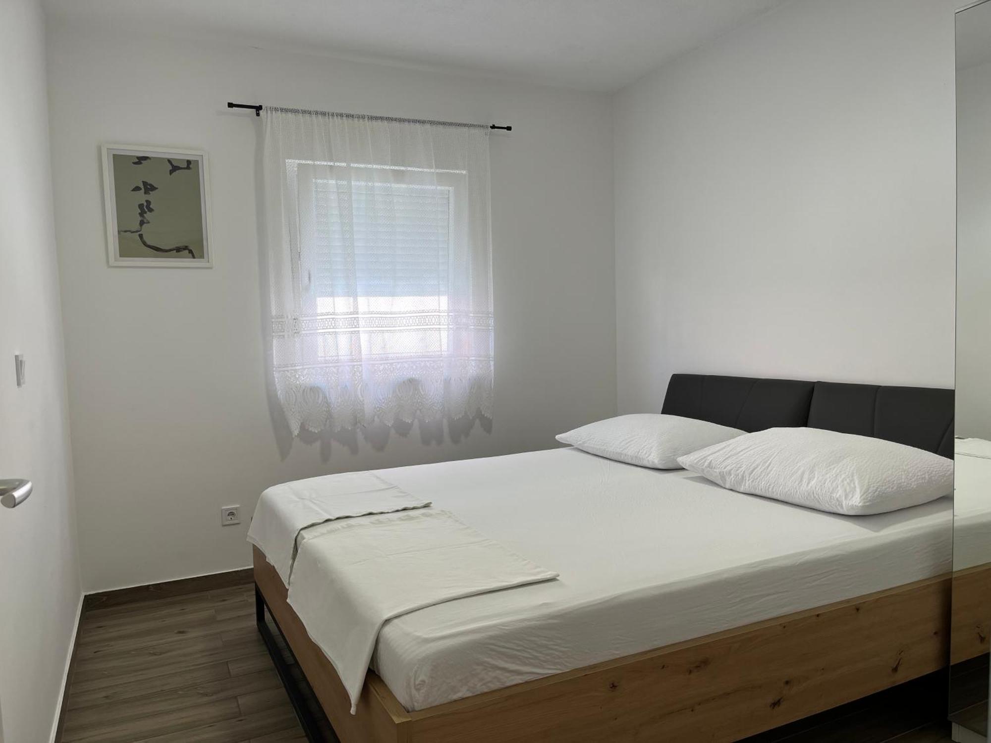 Apartmani Mlinar - Two Bedroom Apartment With Seaview Grebaštica Extérieur photo